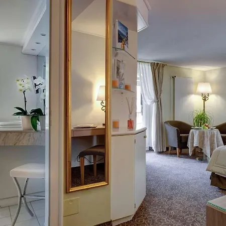 ホテル Les Sources Des Alpes 4*